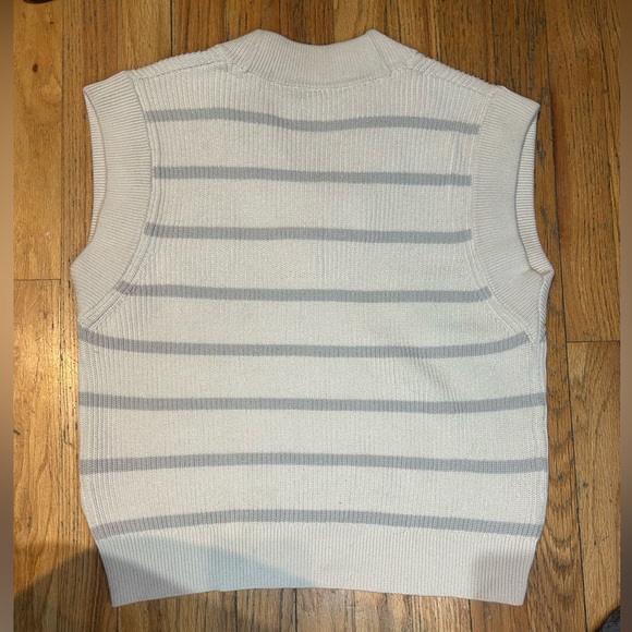 Hugo Boss Fabluna Sweater Vest Chunky Size M Cream Winter White Gray - Picture 7 of 10